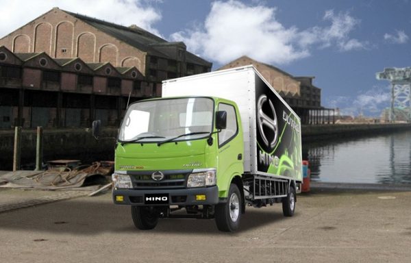 Hino-Dutro-110-SD-600x384  
